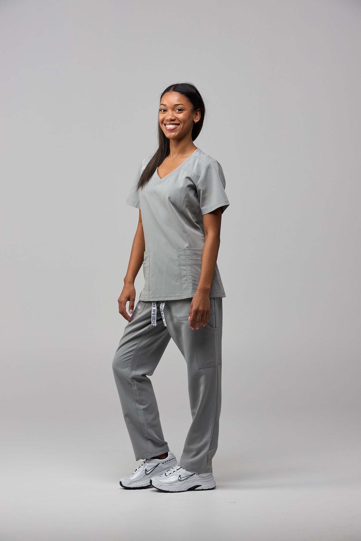 LuxeFlex™ Straight Leg Scrub Pants – Women's Nursing Scrubs | Grey