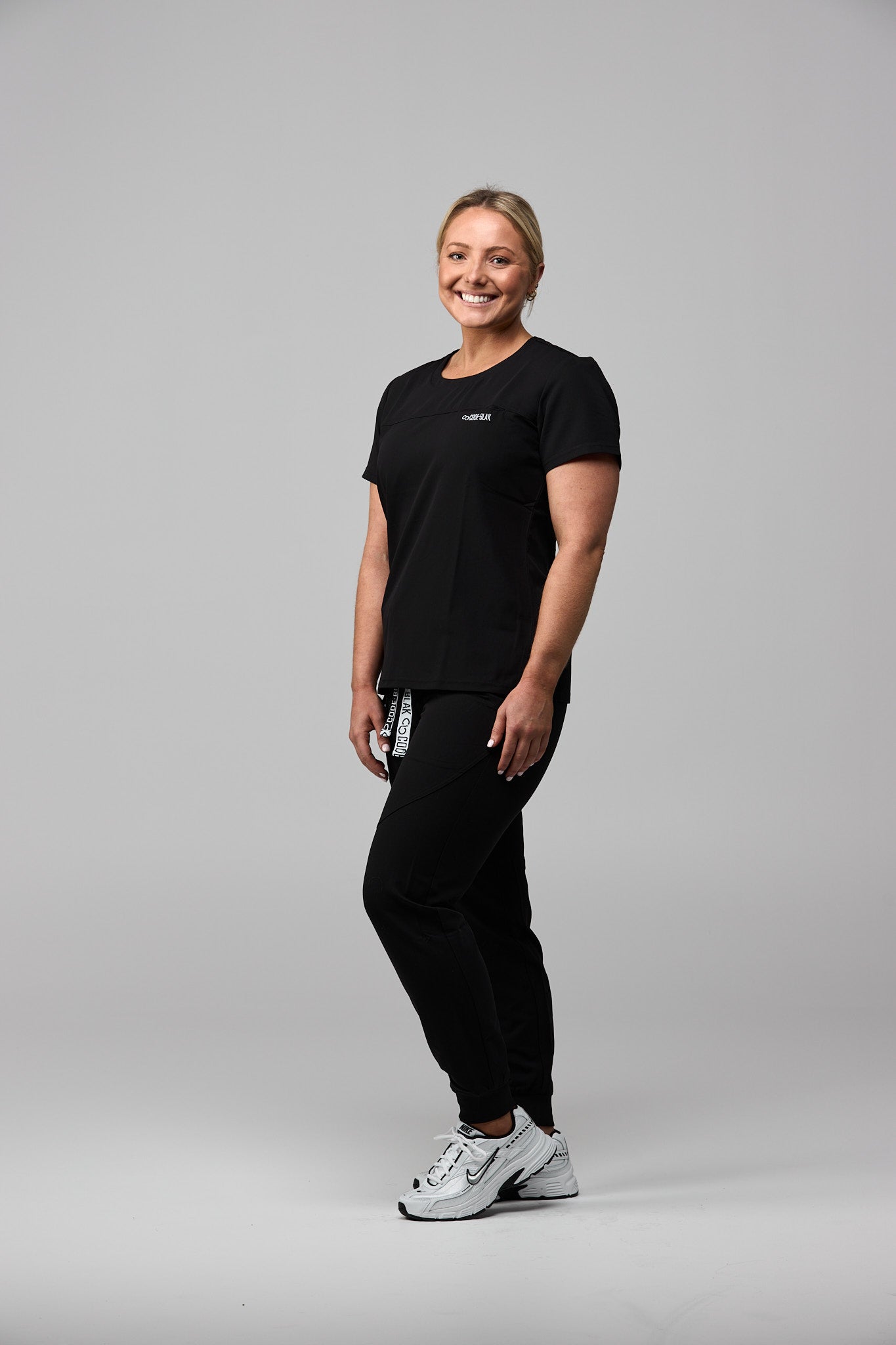 LuxeFlex™ Cuffed Scrub Pants – Women's Nursing Scrubs | Black