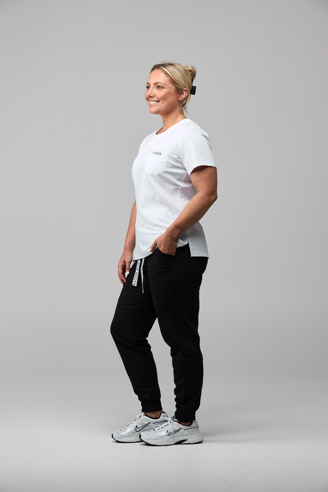 LuxeFlex™ Crew-Neck Scrub Top – Women's Nursing Scrubs | White
