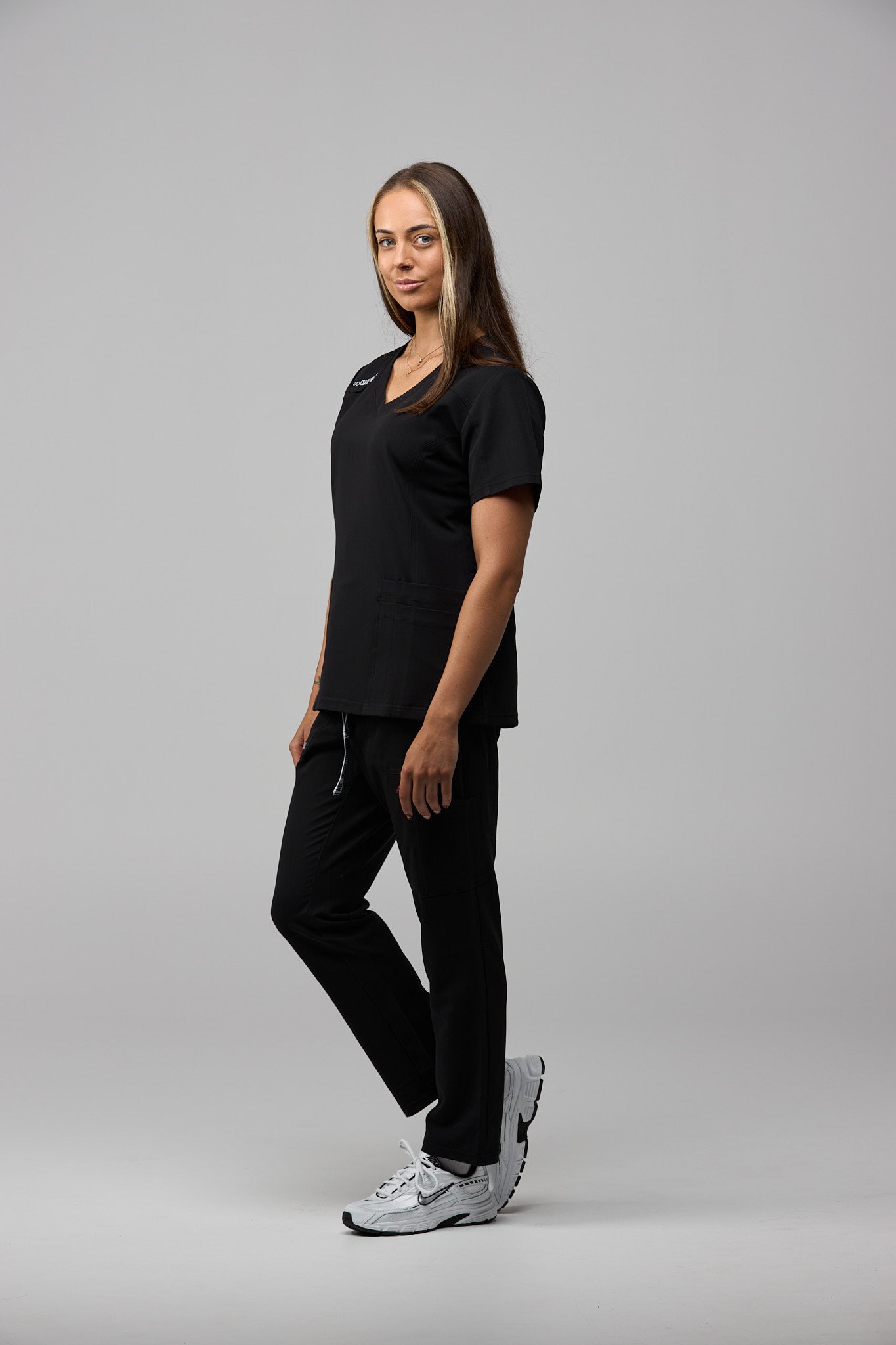 LuxeFlex™ V-Neck Scrub Top – Women's Nursing Scrubs | Black