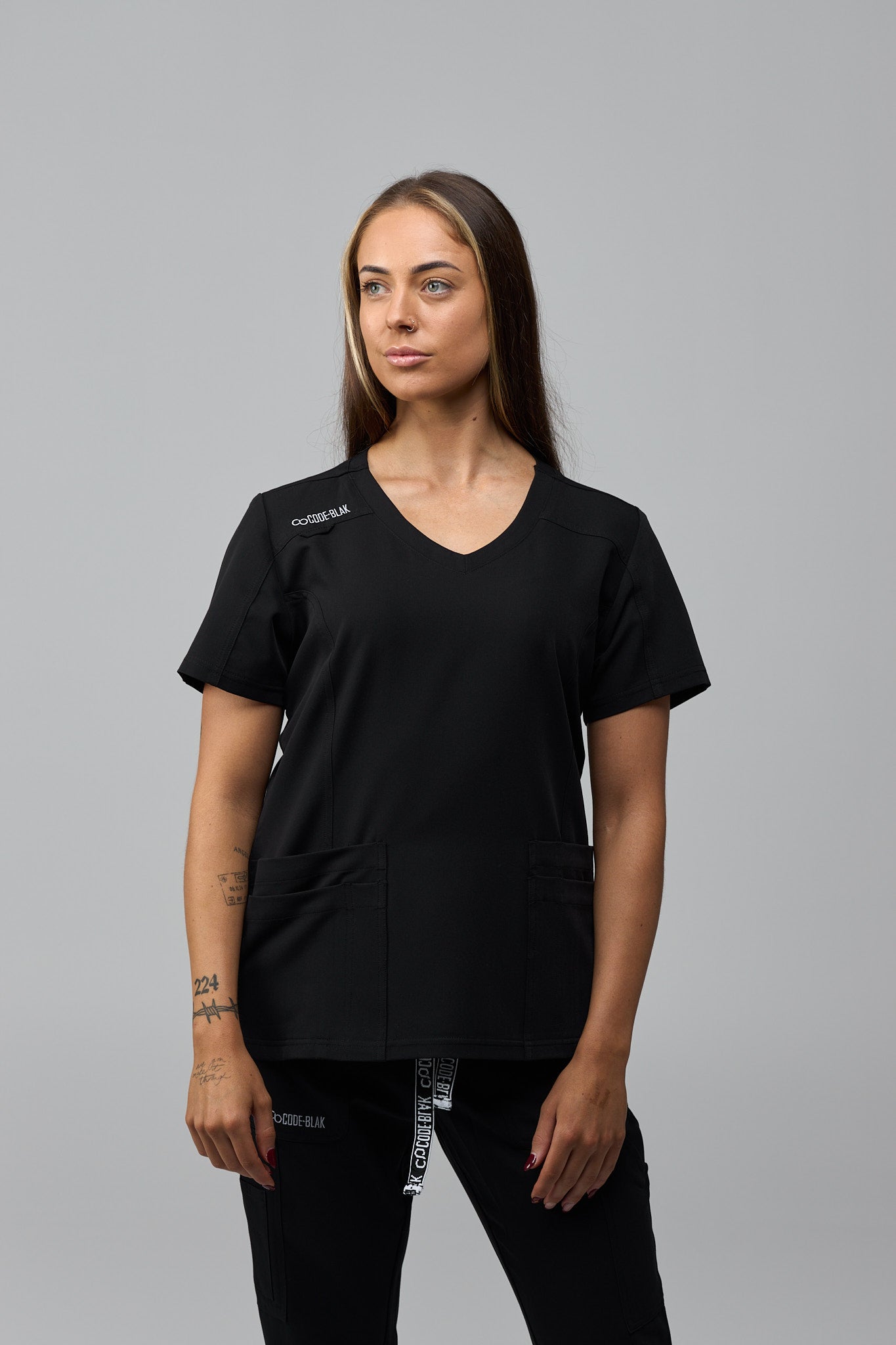 LuxeFlex™ V-Neck Scrub Top – Women's Nursing Scrubs | Black